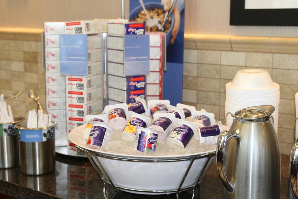 Country Inn & Suites By Radisson, Toronto Mississauga, On Bagian luar foto