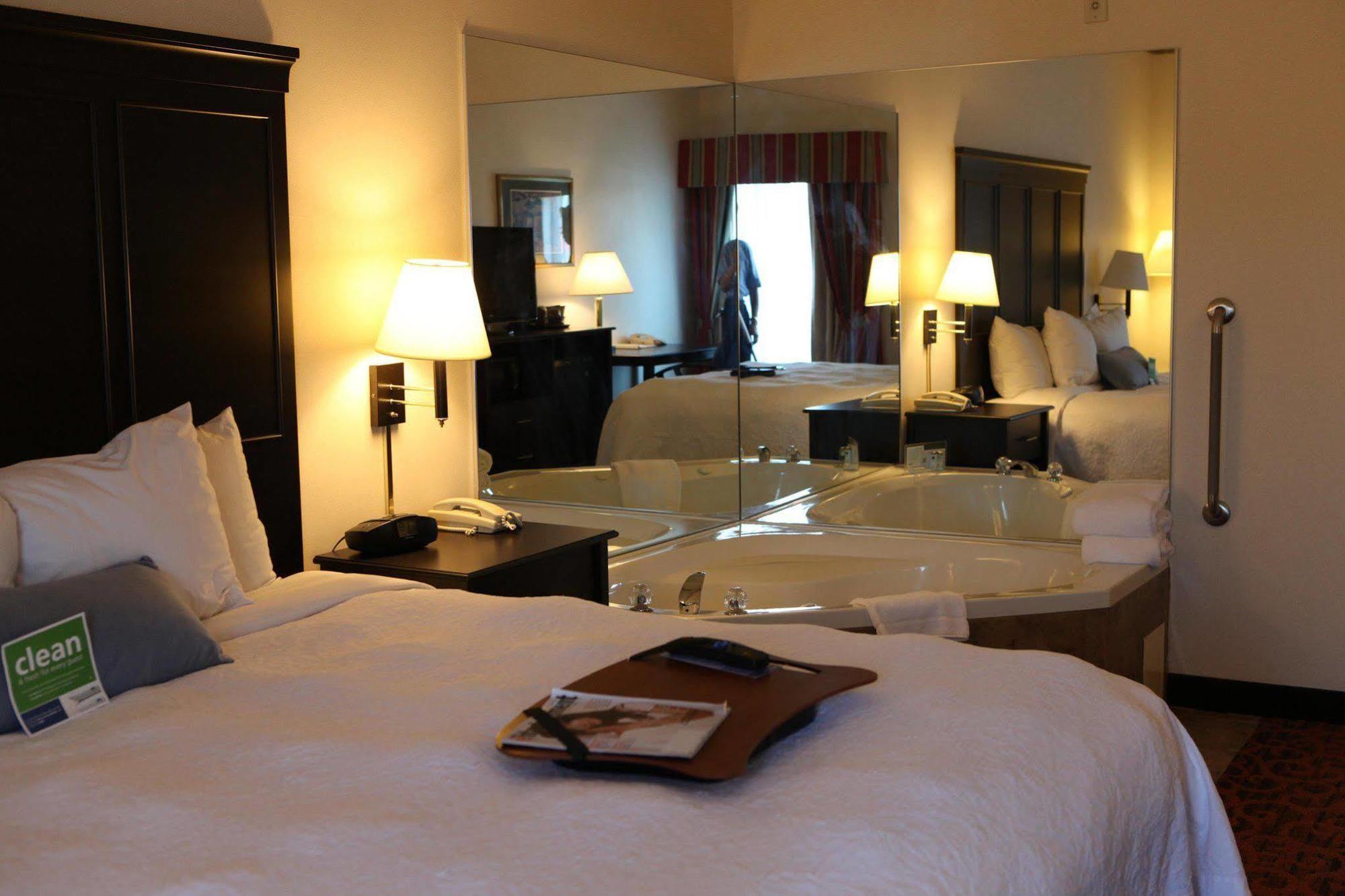 Country Inn & Suites By Radisson, Toronto Mississauga, On Ruang foto