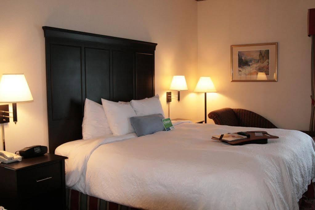 Country Inn & Suites By Radisson, Toronto Mississauga, On Bagian luar foto